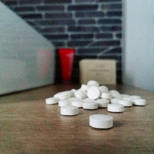Denttabs tanden poetsen met tabletten.