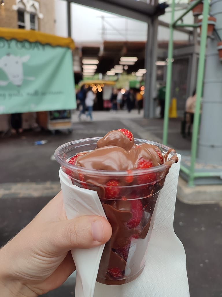 TikTok chocolade aardbeien op Borough Market